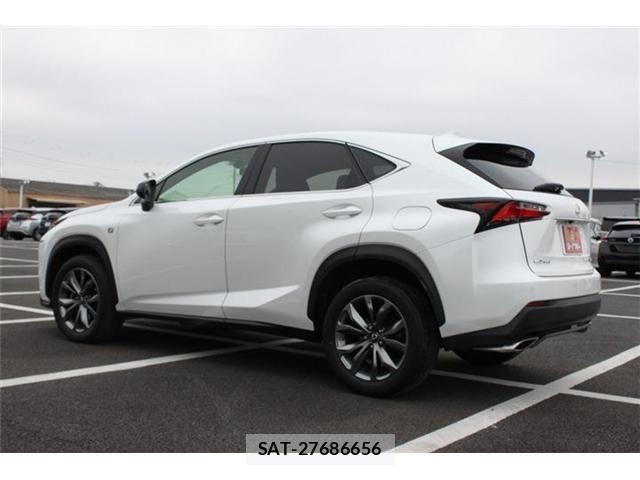 Lexus NX 2014-07 4755051-14