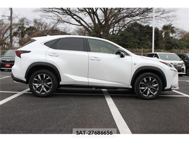 Lexus NX 2014-07 4755051-19