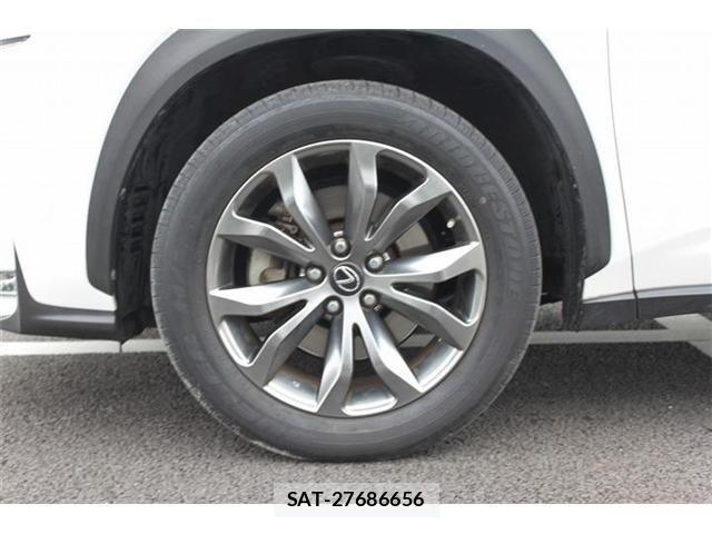 Lexus NX 2014-07 4755051-25