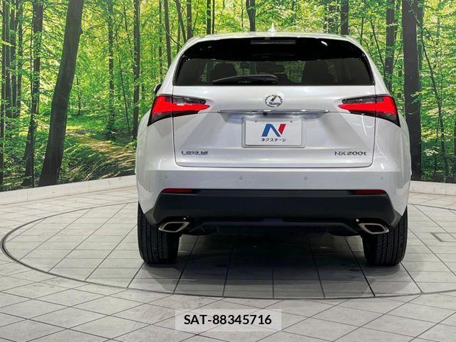 Lexus NX 2014-10 4964562-14