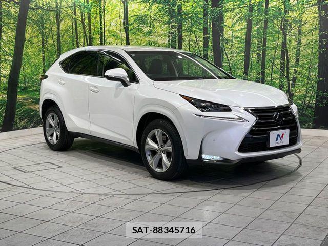 Lexus NX 2014-10 4964562-15