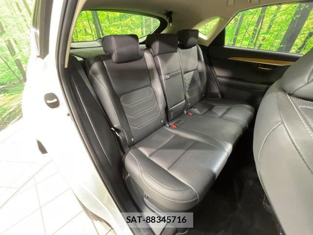 Lexus NX 2014-10 4964562-8