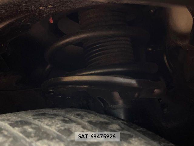 Lexus NX 2017-02 5870989-19