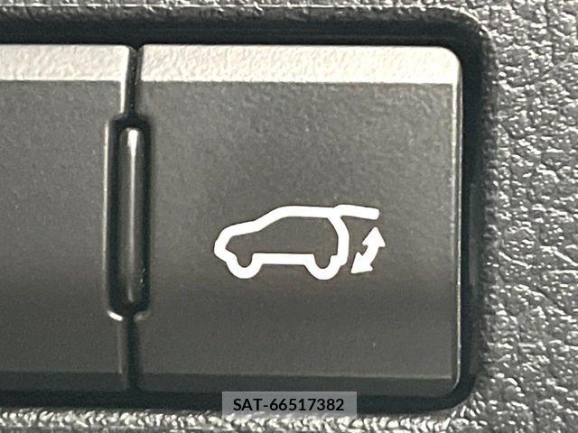 Lexus NX 2016-05 6499553-4