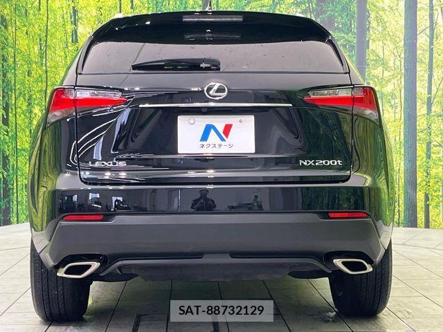 Lexus NX 2015-11 6612872-14