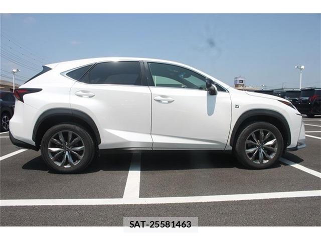 Lexus NX 2015-03 6907754-19