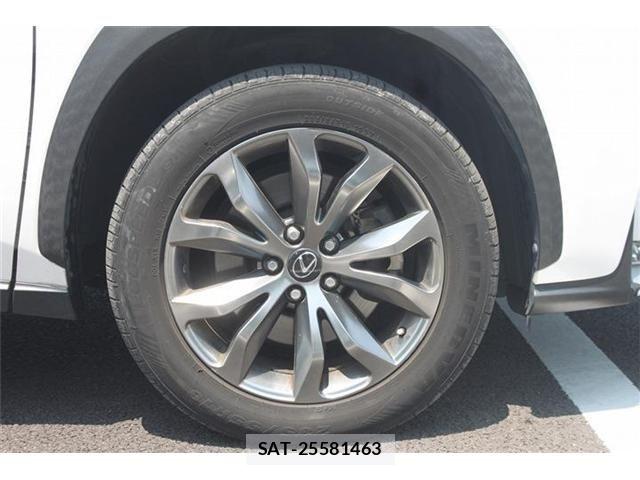 Lexus NX 2015-03 6907754-22