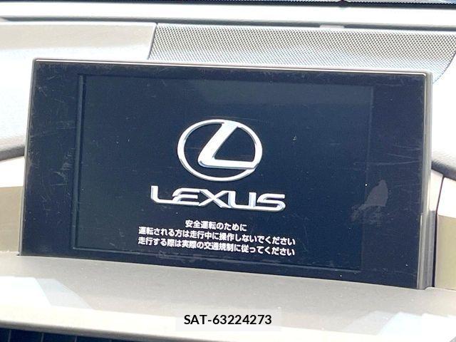 Lexus NX 2015-07 7020775-2