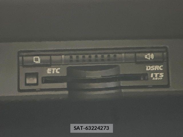 Lexus NX 2015-07 7020775-6