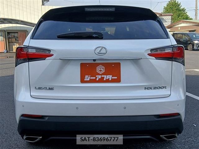 Lexus NX 2015-09 7221001-9