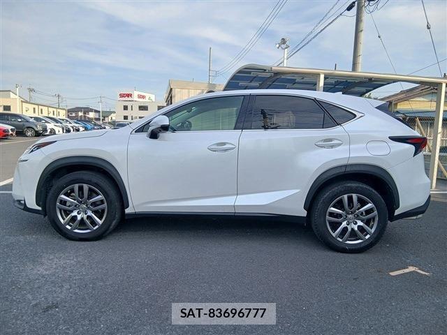 Lexus NX 2015-09 7221001-10