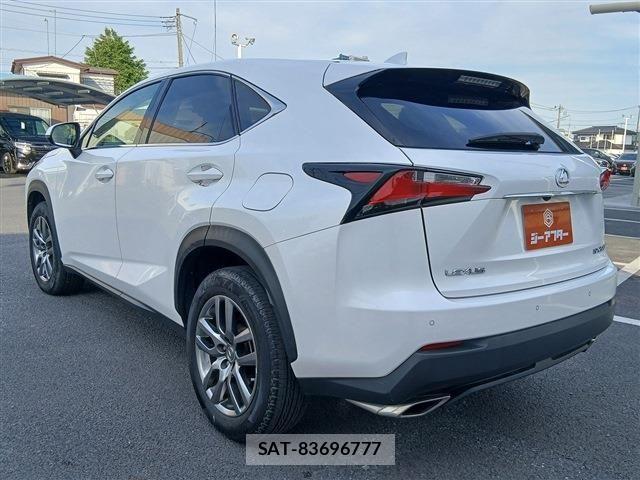 Lexus NX 2015-09 7221001-22