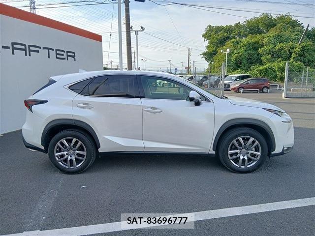 Lexus NX 2015-09 7221001-8