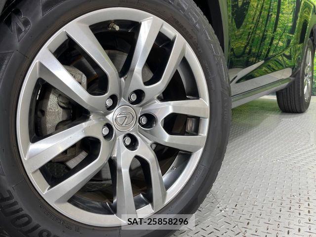 Lexus NX 2016-07 7358508-12