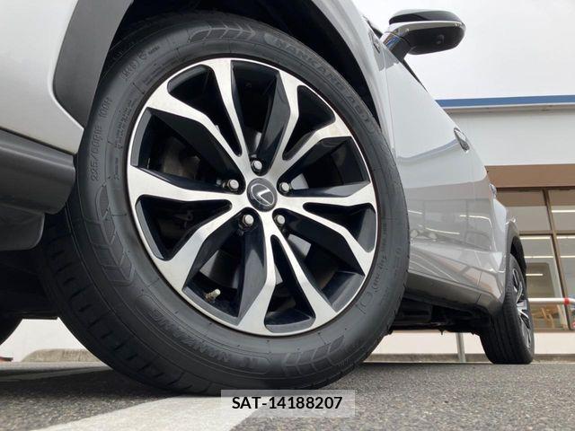 Lexus NX 2014-12 7390848-6