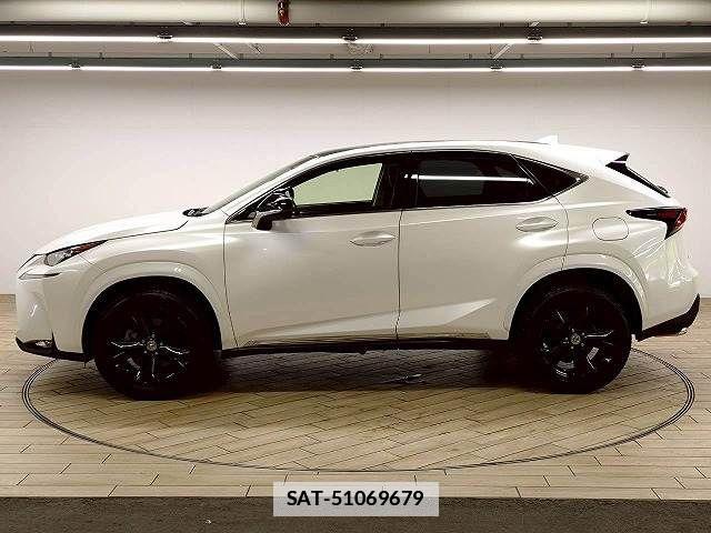 Lexus NX 2017-03 7725093-17