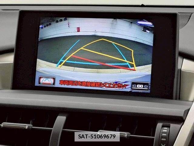 Lexus NX 2017-03 7725093-4