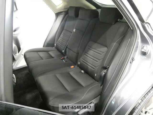 Lexus NX 2014-07 7877391-16