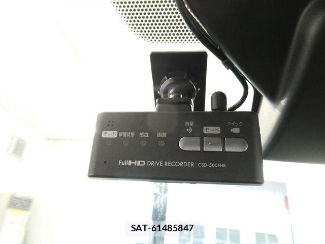 Lexus NX 2014-07 7877391-25