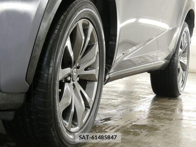 Lexus NX 2014-07 7877391-7