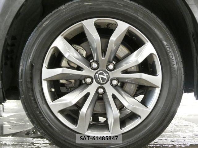 Lexus NX 2014-07 7877391-8