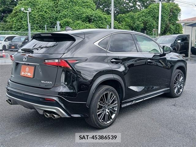 Lexus NX 2014-12 7877390-21