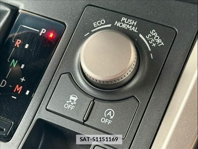 Lexus NX 2016-05 7902860-21
