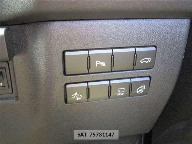 Lexus NX 2015-10 8100148-11