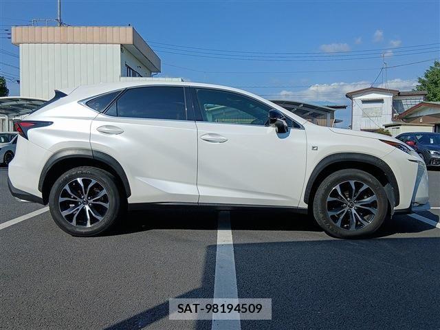 Lexus NX 2014-12 8146069-7