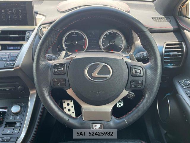 Lexus NX 2015-01 8208400-9
