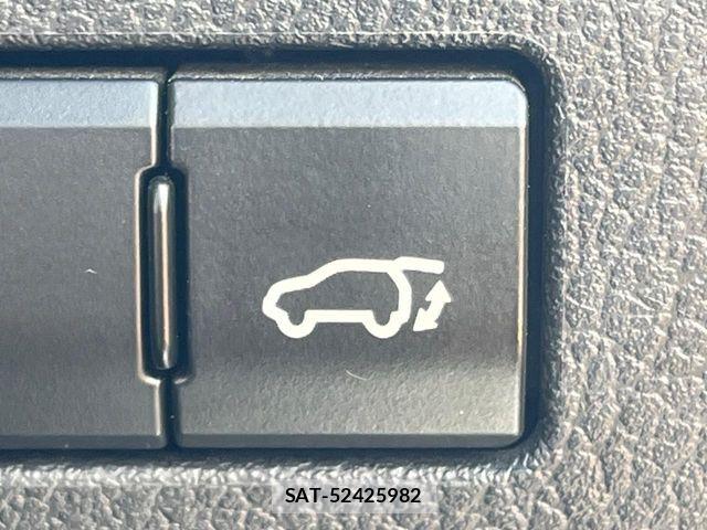 Lexus NX 2015-01 8208400-5