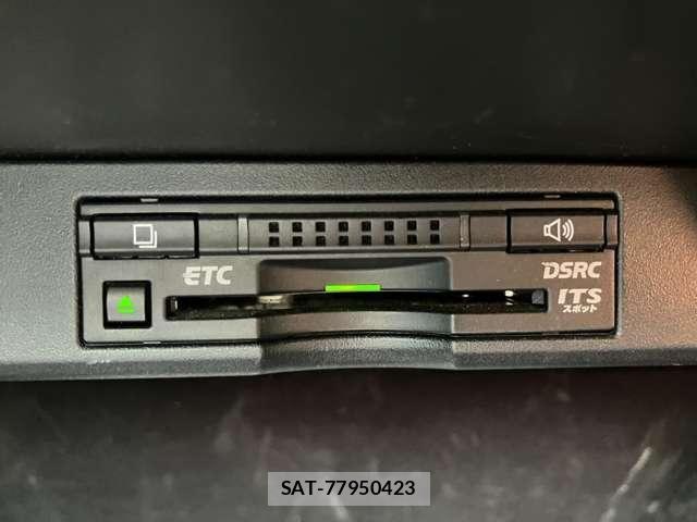 Lexus NX 2016-06 8208401-24