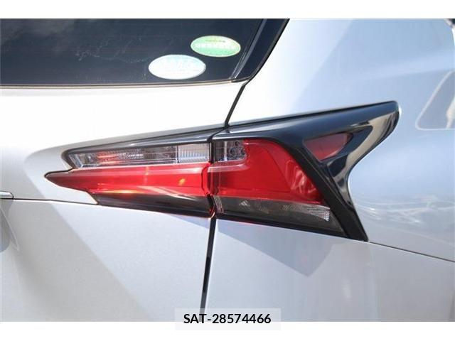 Lexus NX 2015-07 8354851-26