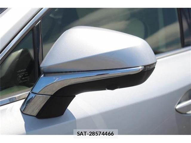 Lexus NX 2015-07 8354851-28