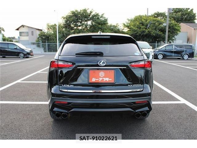 Lexus NX 2014-07 8457808-9