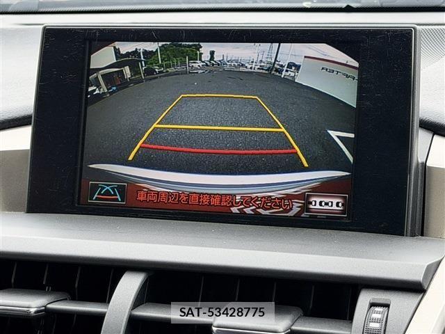 Lexus NX 2015-07 8666407-3