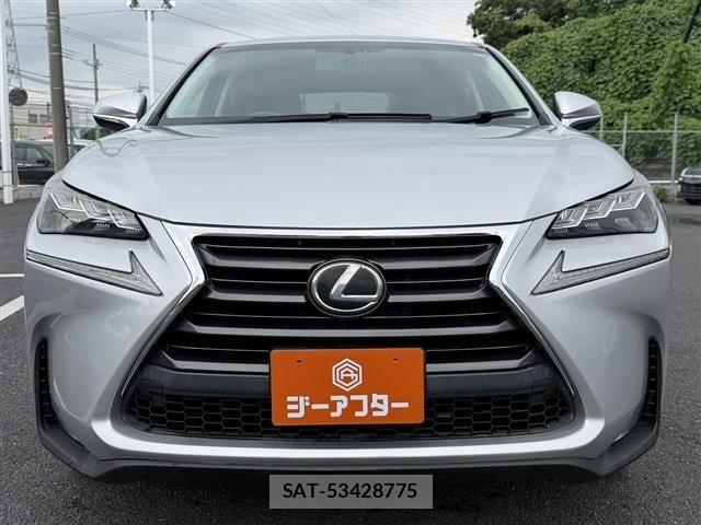 Lexus NX 2015-07 8666407-7