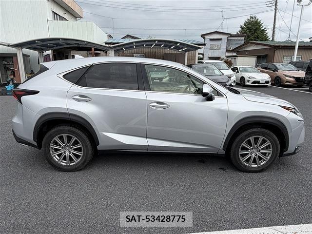 Lexus NX 2015-07 8666407-8