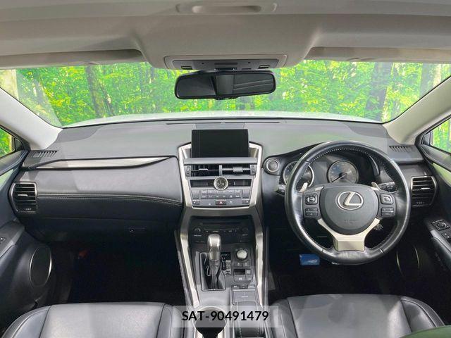 Lexus NX 2015-02 8743455-1