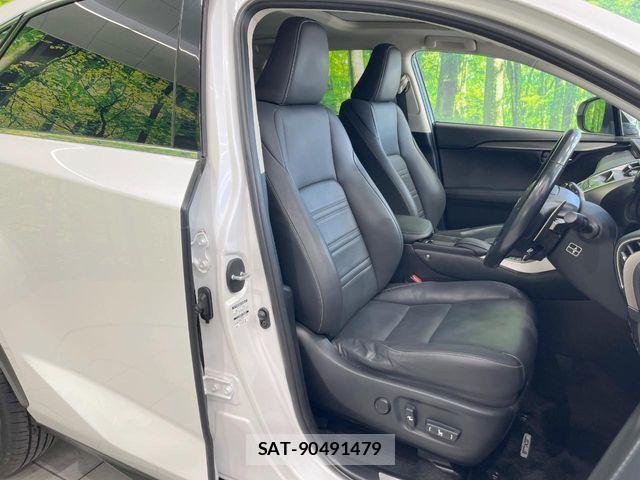 Lexus NX 2015-02 8743455-7