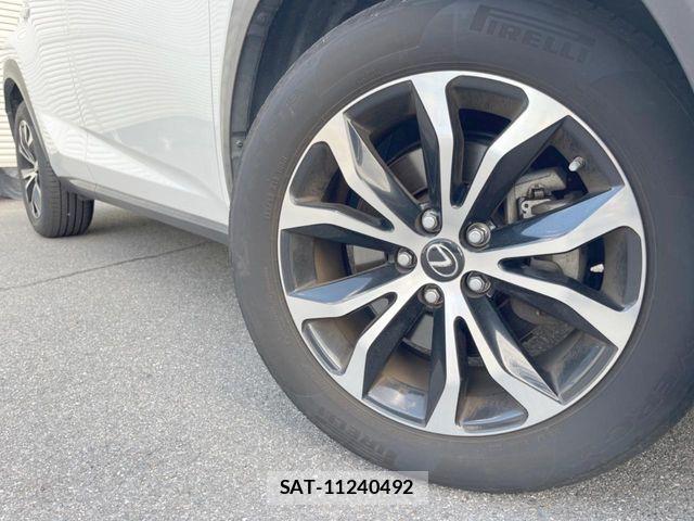 Lexus NX 2014-09 8743454-12