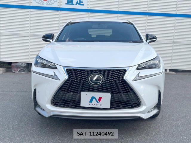 Lexus NX 2014-09 8743454-13