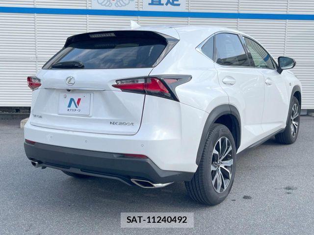 Lexus NX 2014-09 8743454-16