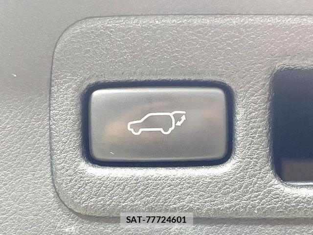 Lexus NX 2014-09 8829968-7