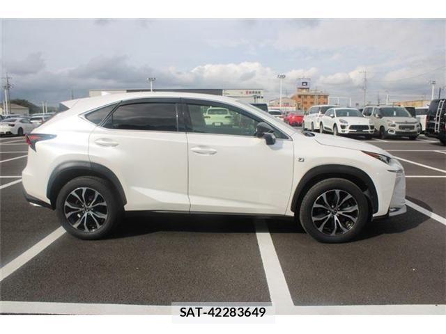 Lexus NX 2014-10 8849582-9