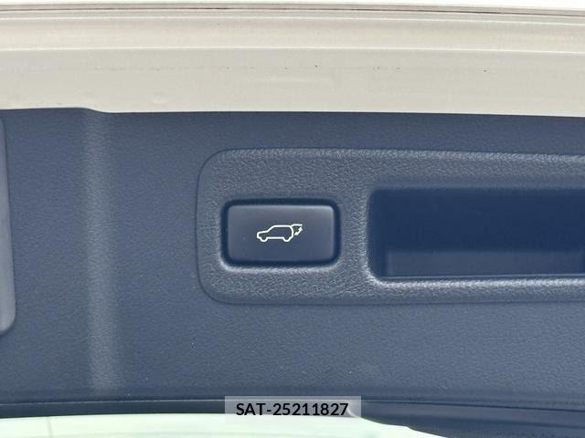 Lexus NX 2014-11 8849247-24