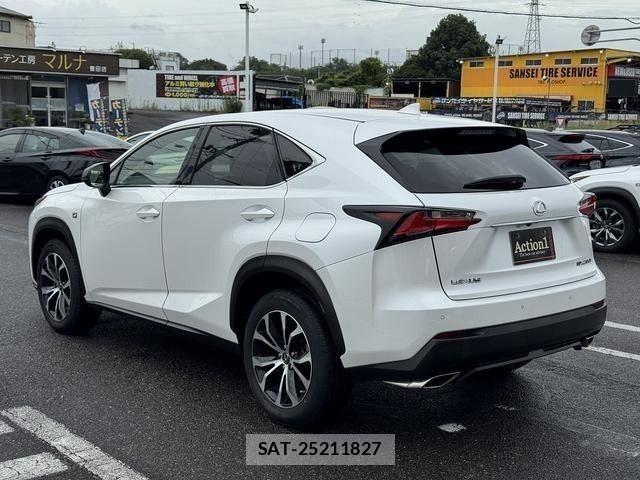 Lexus NX 2014-11 8849247-3