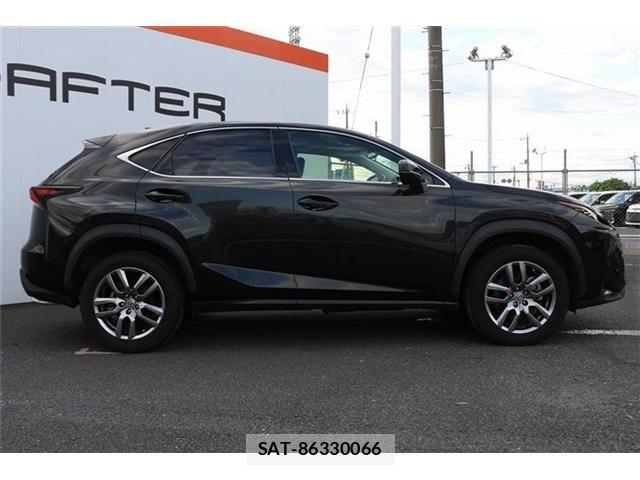 Lexus NX 2016-03 8883850-3