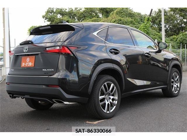 Lexus NX 2016-03 8883850-4