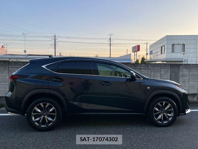 Lexus NX 2015-09 1413245-10